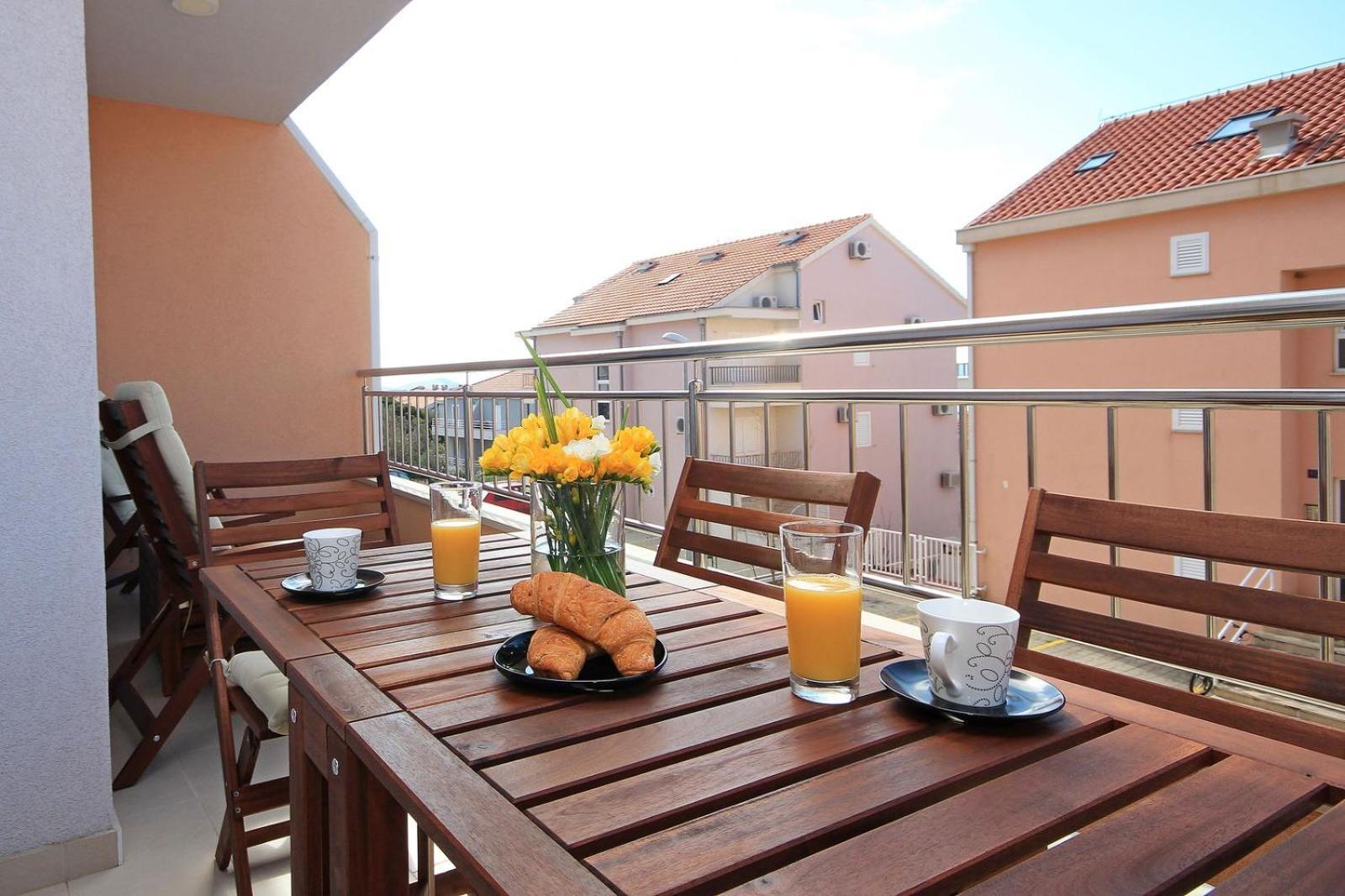 Apartman Ela Makarska Exterior photo